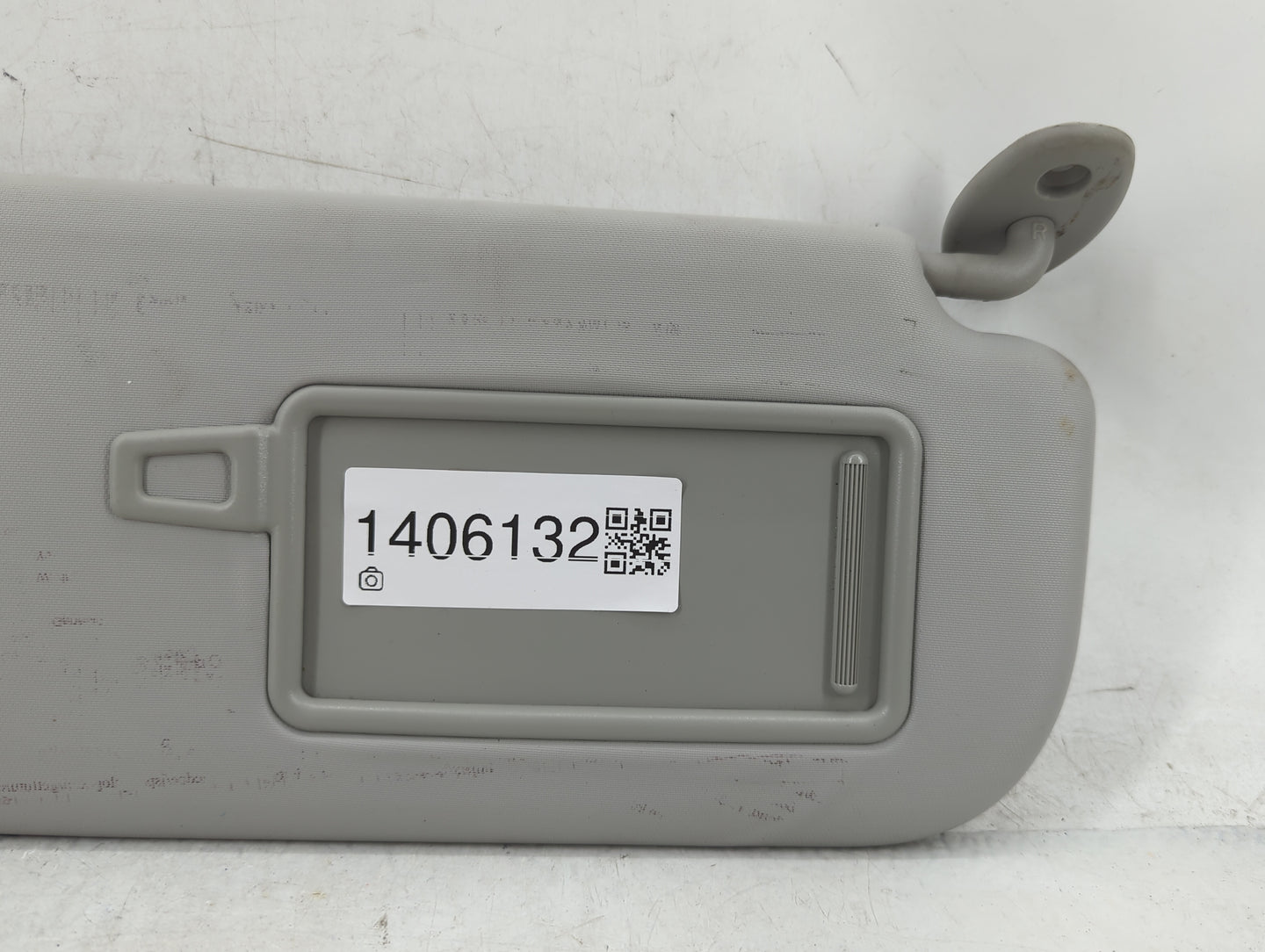 2014-2019 Kia Soul Sun Visor Shade Replacement Passenger Right Mirror Fits Fits 2014 2015 2016 2017 2018 2019 OEM Used Auto 