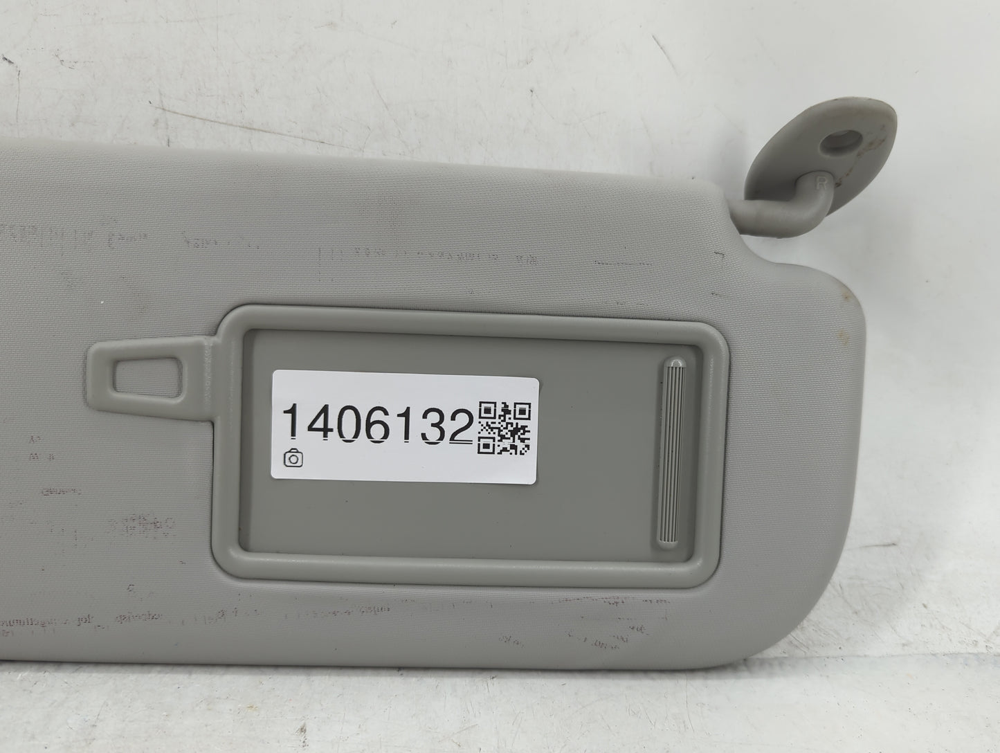 2014-2019 Kia Soul Sun Visor Shade Replacement Passenger Right Mirror Fits Fits 2014 2015 2016 2017 2018 2019 OEM Used Auto 