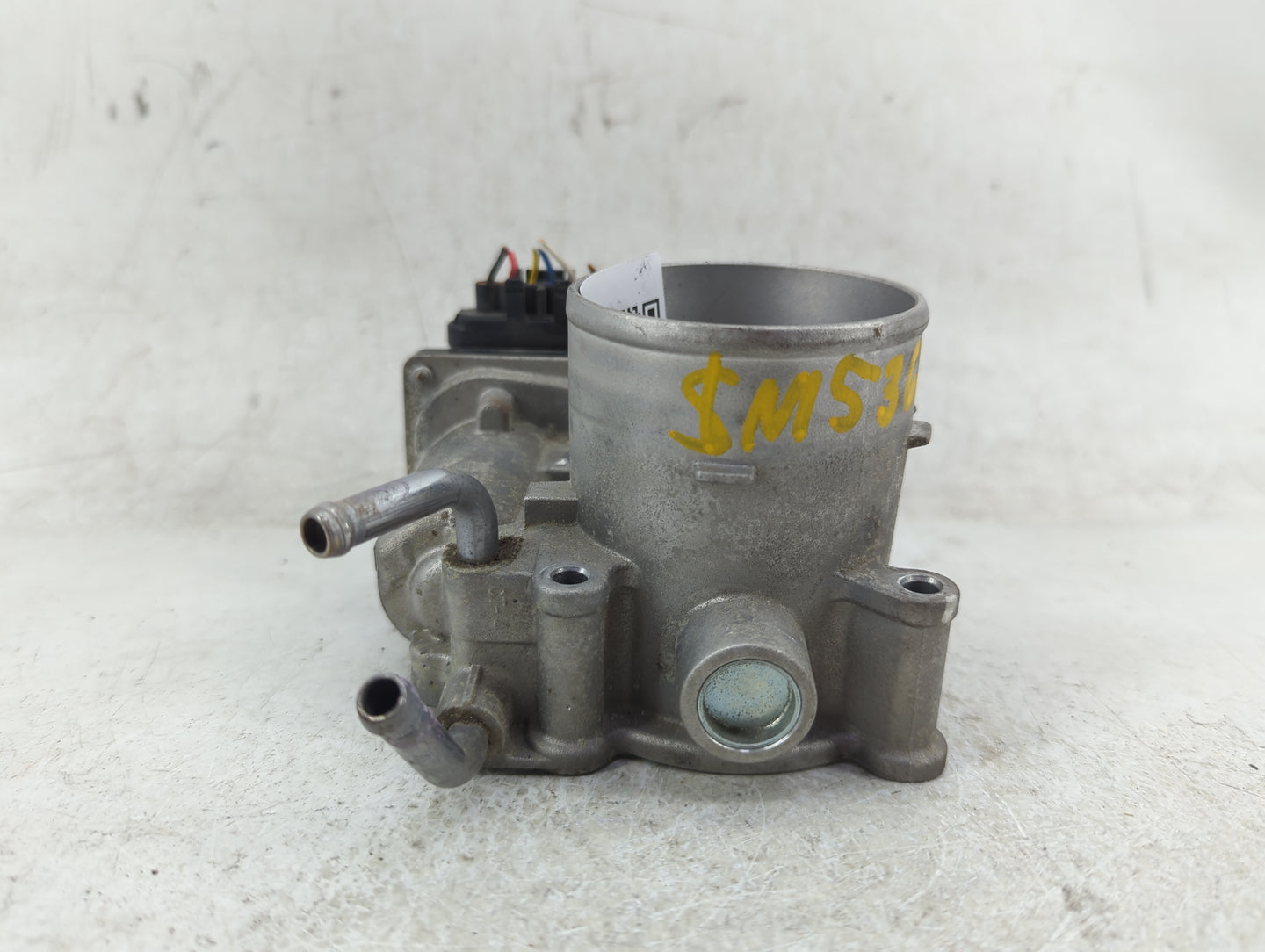 2014-2019 Kia Soul Throttle Body P/N:35100-2E400 Fits Fits 2011 2012 2013 2014 2015 2016 2017 2018 2019 2020 2021 OEM Used A