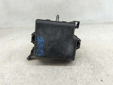 2017-2019 Kia Soul Fusebox Fuse Box Panel Relay Module P/N:91950-B2350 Fits Fits 2017 2018 2019 OEM Used Auto Parts - Oemuse