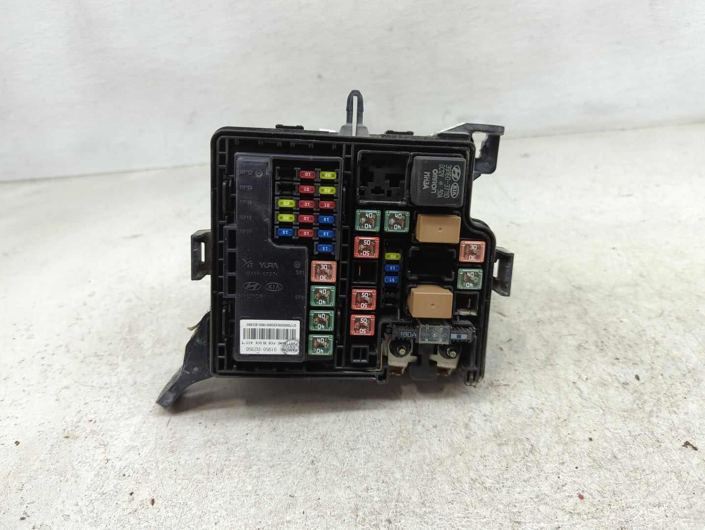 2017-2019 Kia Soul Fusebox Fuse Box Panel Relay Module P/N:91950-B2350 Fits Fits 2017 2018 2019 OEM Used Auto Parts - Oemuse