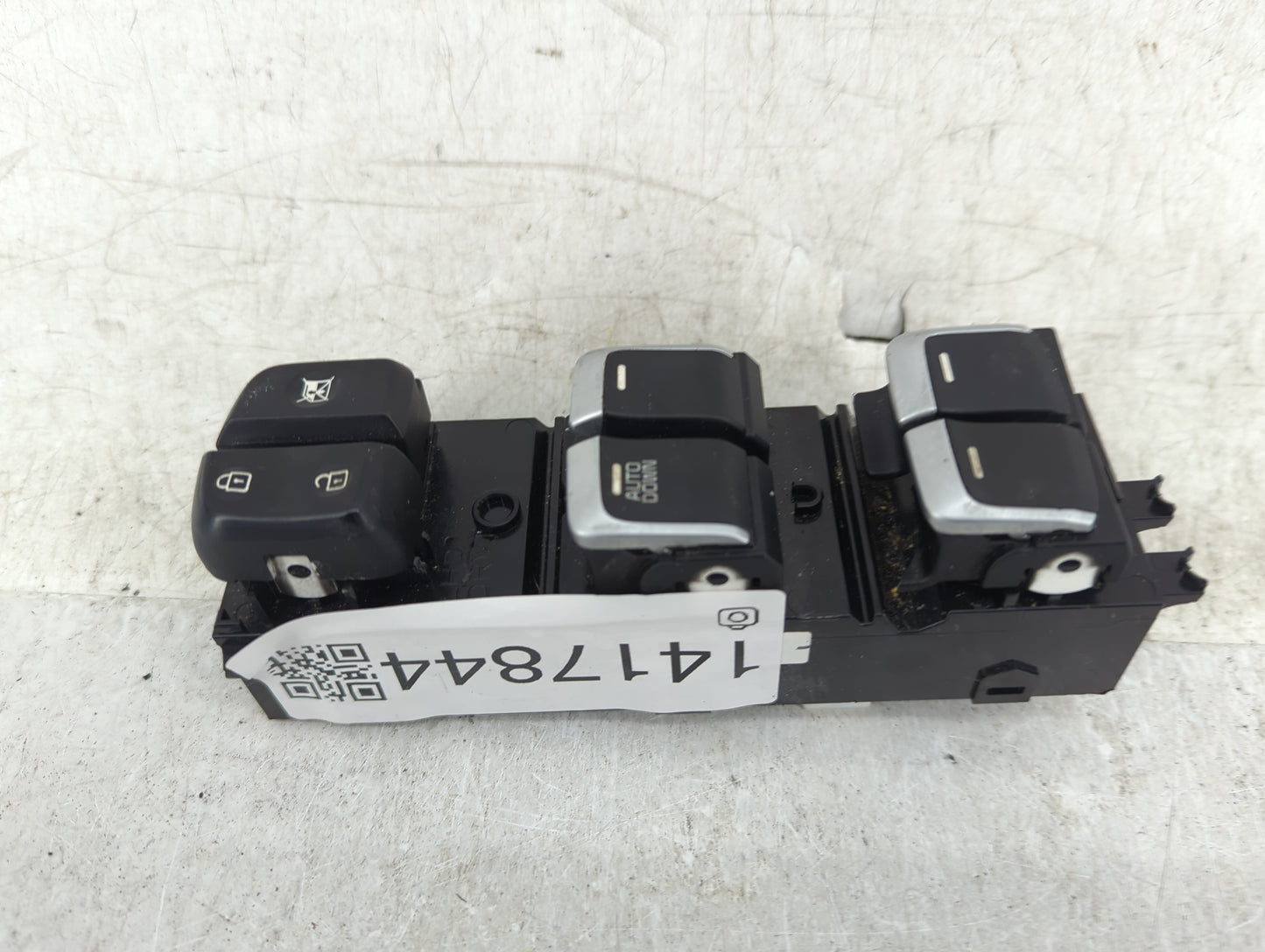 2017-2019 Kia Soul Master Power Window Switch Replacement Driver Side Left Fits Fits 2017 2018 2019 OEM Used Auto Parts - Oe