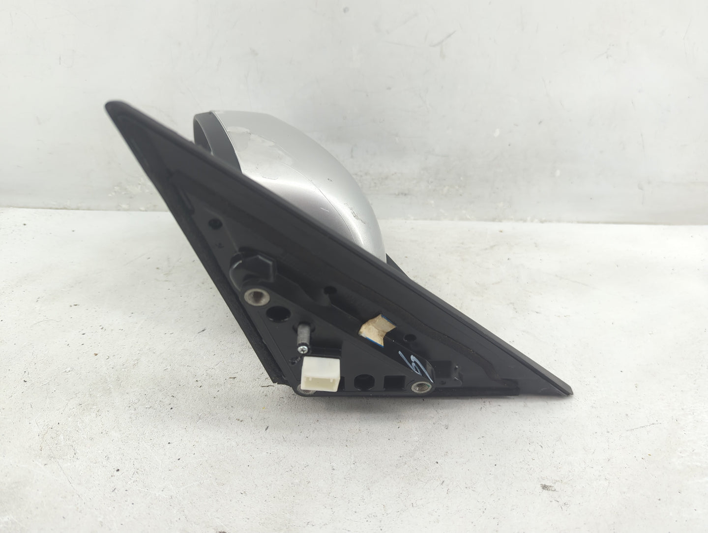 2014-2019 Kia Soul Driver Side View Mirror - Left Door Mirror OEM Used - Oemusedautoparts1.com