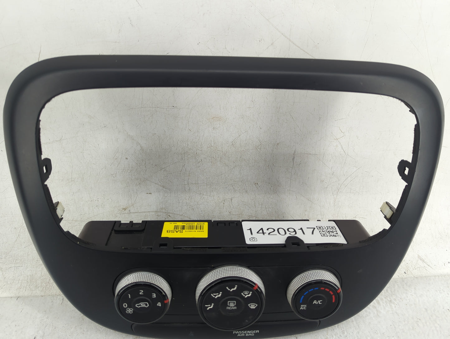 2017-2019 Kia Soul Climate Control Module Temperature AC/Heater Replacement Fits Fits 2017 2018 2019 OEM Used Auto Parts - O