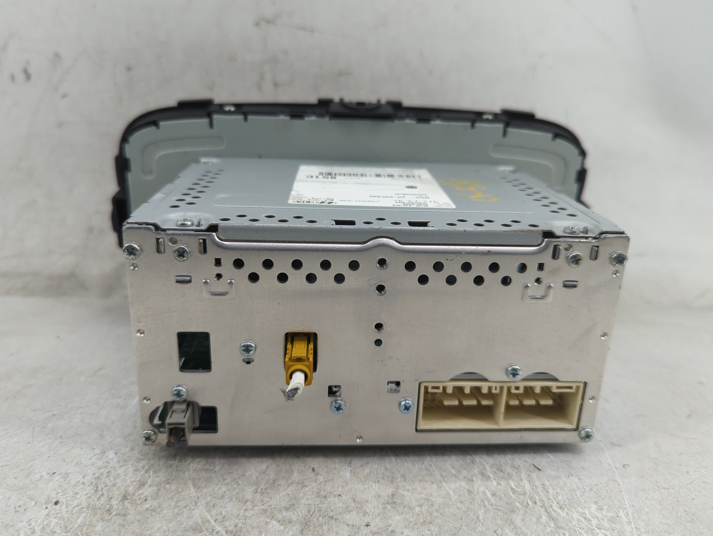 2017-2019 Kia Soul Radio AM FM Cd Player Receiver Replacement P/N:96180-B2510CA Fits Fits 2017 2018 2019 OEM Used Auto Parts