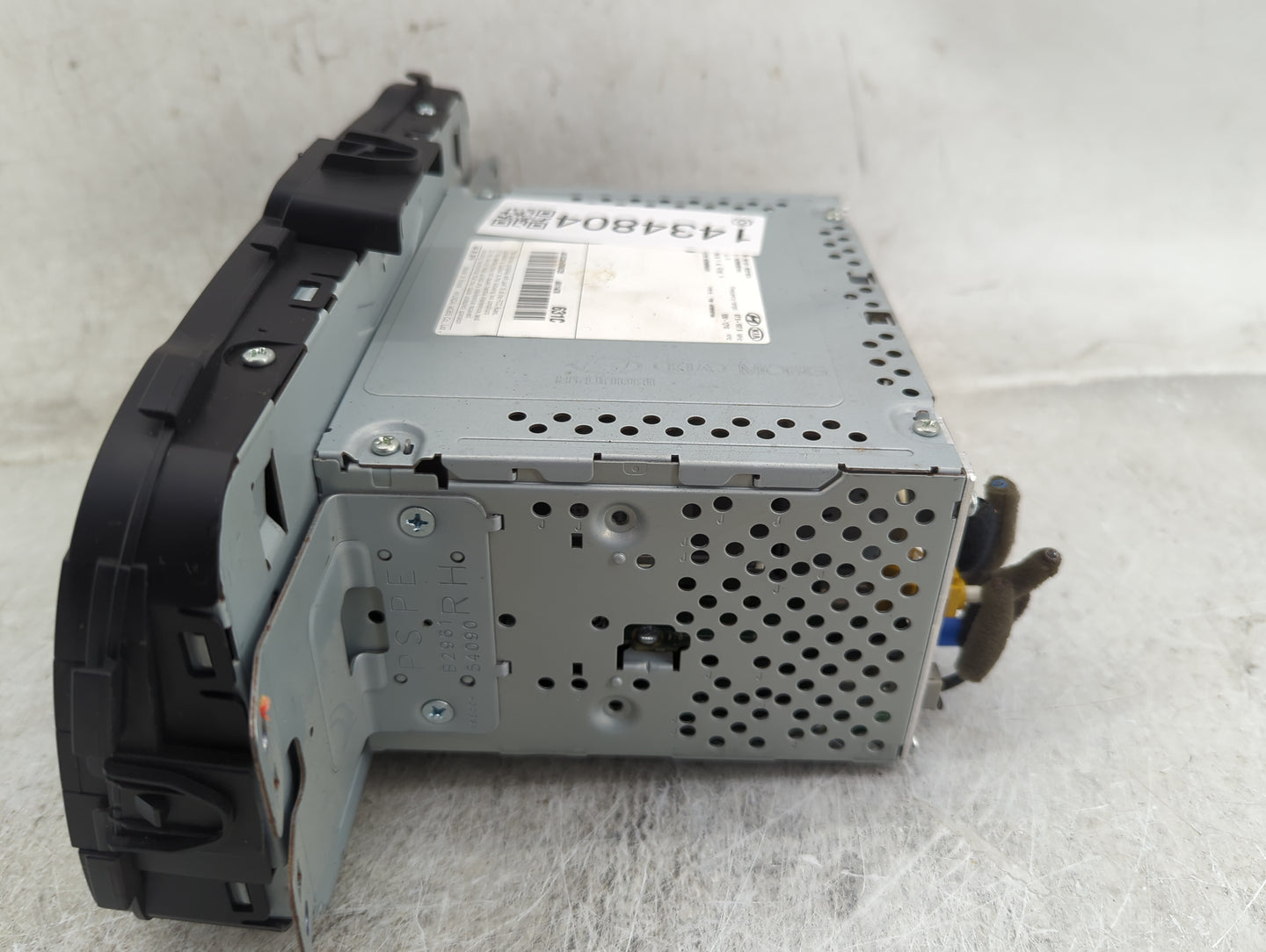 2017-2019 Kia Soul Radio AM FM Cd Player Receiver Replacement P/N:96160-B2110CA AC8B0834N Fits Fits 2017 2018 2019 OEM Used 