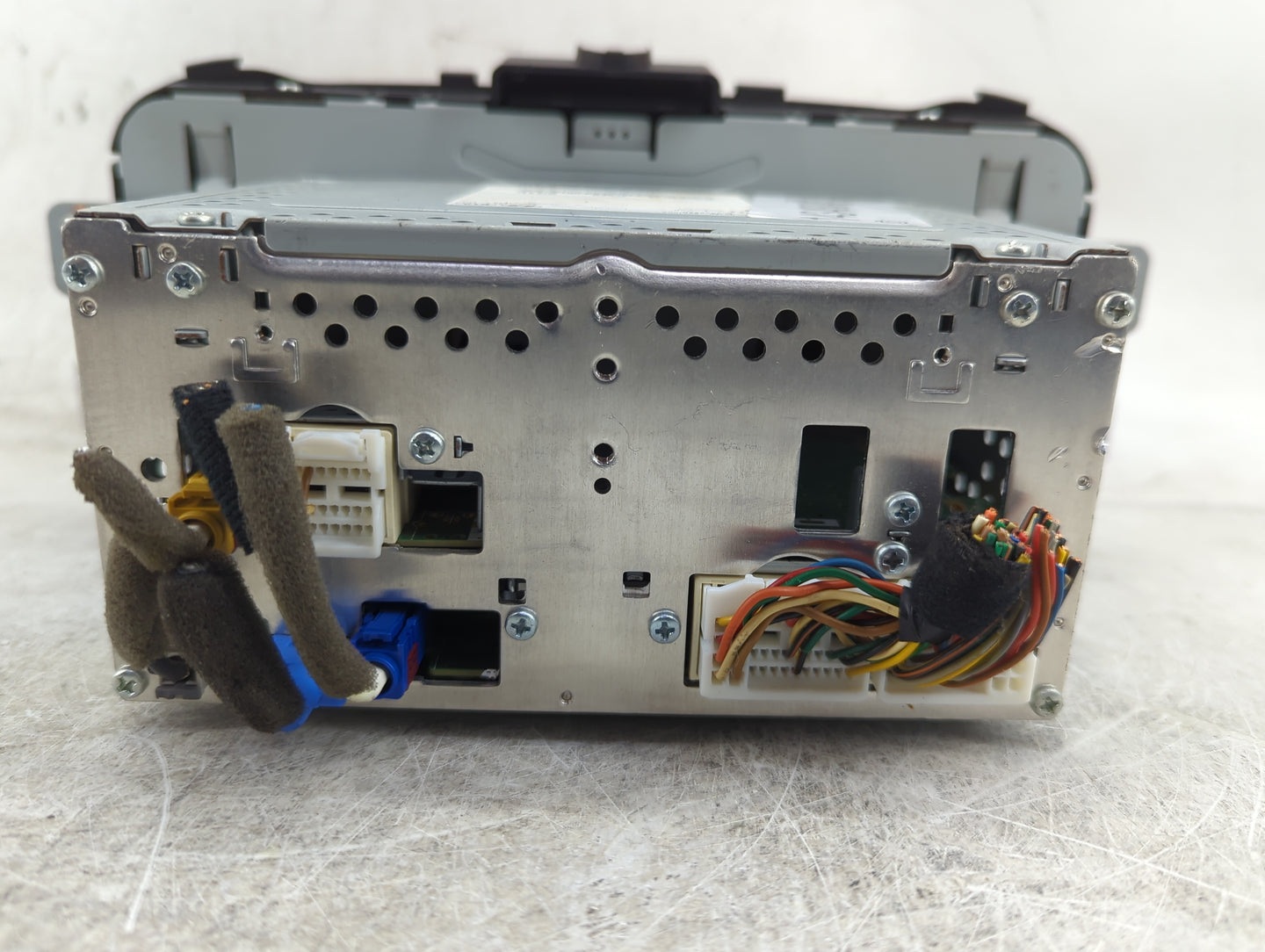 2017-2019 Kia Soul Radio AM FM Cd Player Receiver Replacement P/N:96160-B2110CA AC8B0834N Fits Fits 2017 2018 2019 OEM Used 