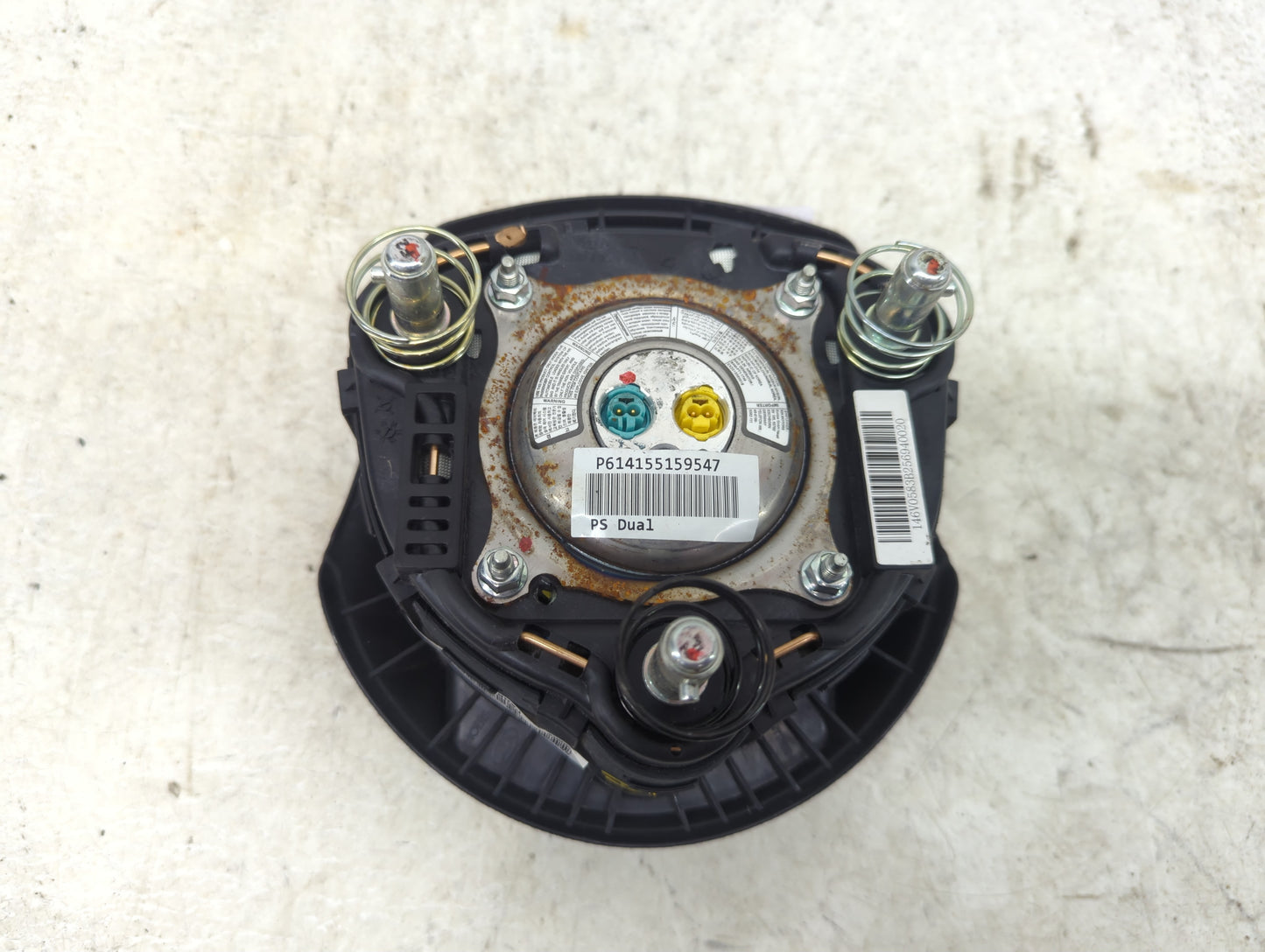 2017-2019 Kia Soul Air Bag Driver Left Steering Wheel Mounted P/N:B256900020 56900B2500EQ Fits Fits 2017 2018 2019 OEM Used 