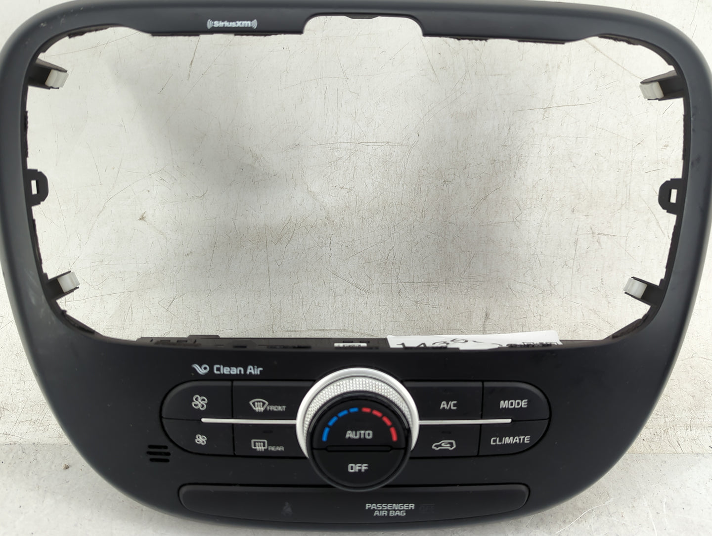 2017-2019 Kia Soul Climate Control Module Temperature AC/Heater Replacement P/N:97250-B2GQ1CA Fits Fits 2017 2018 2019 OEM U