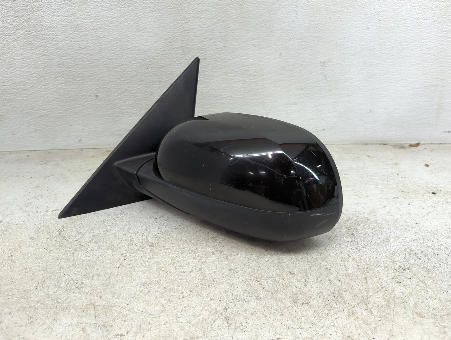 2014-2019 Kia Soul Driver Side View Mirror - Left Door Mirror OEM Used - Oemusedautoparts1.com