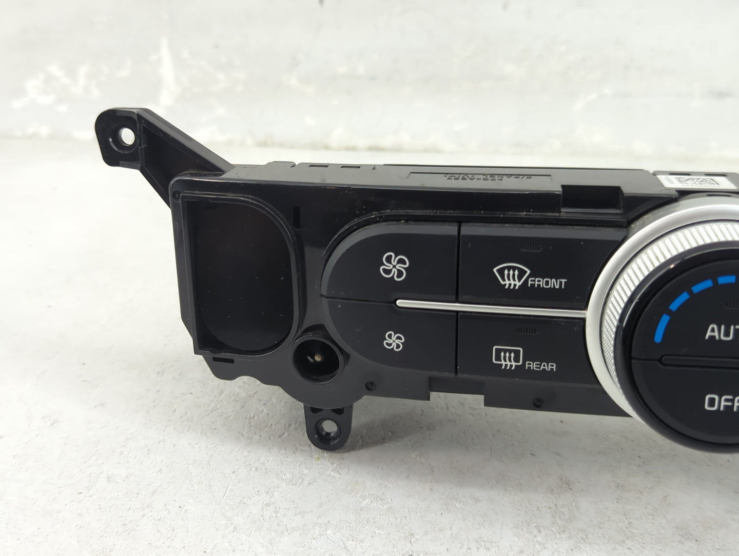 2017-2019 Kia Soul Climate Control Module Temperature AC/Heater Replacement P/N:97250-B2GQ1CA Fits Fits 2017 2018 2019 OEM U