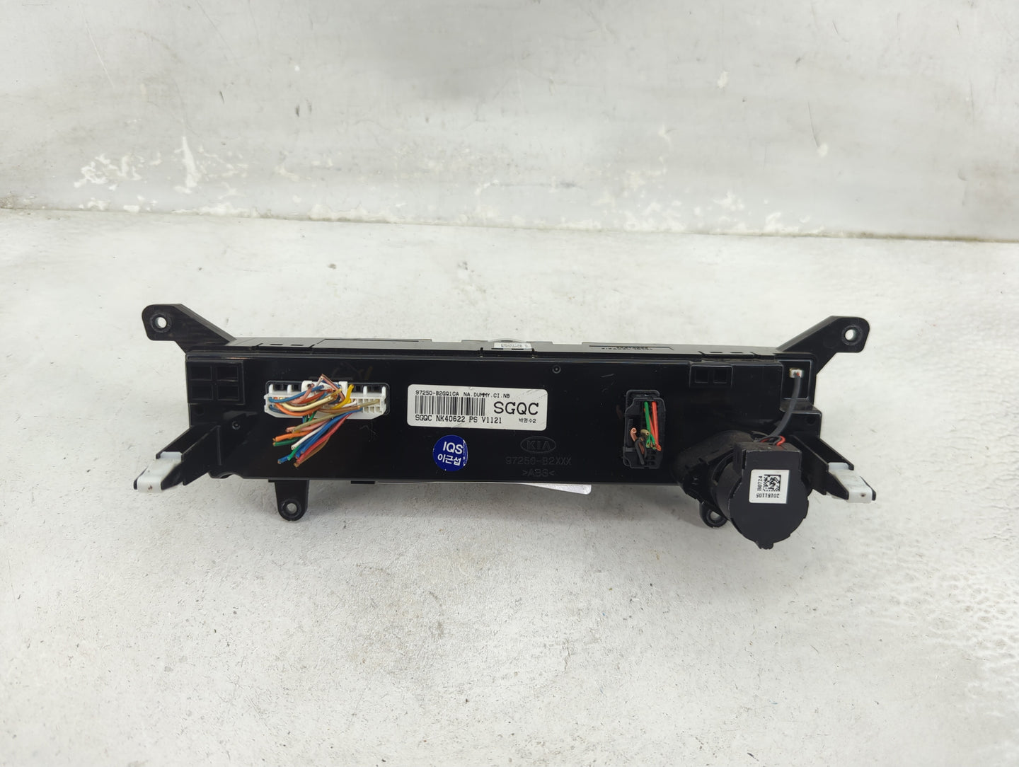 2017-2019 Kia Soul Climate Control Module Temperature AC/Heater Replacement P/N:97250-B2GQ1CA Fits Fits 2017 2018 2019 OEM U