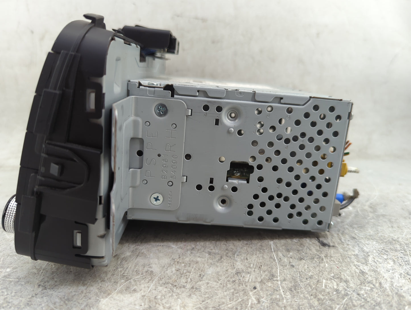 2018-2019 Kia Soul Radio AM FM Cd Player Receiver Replacement P/N:96560-B2511CA AVC42B2AN, TQB-AVC4B2AN Fits Fits 2018 2019 