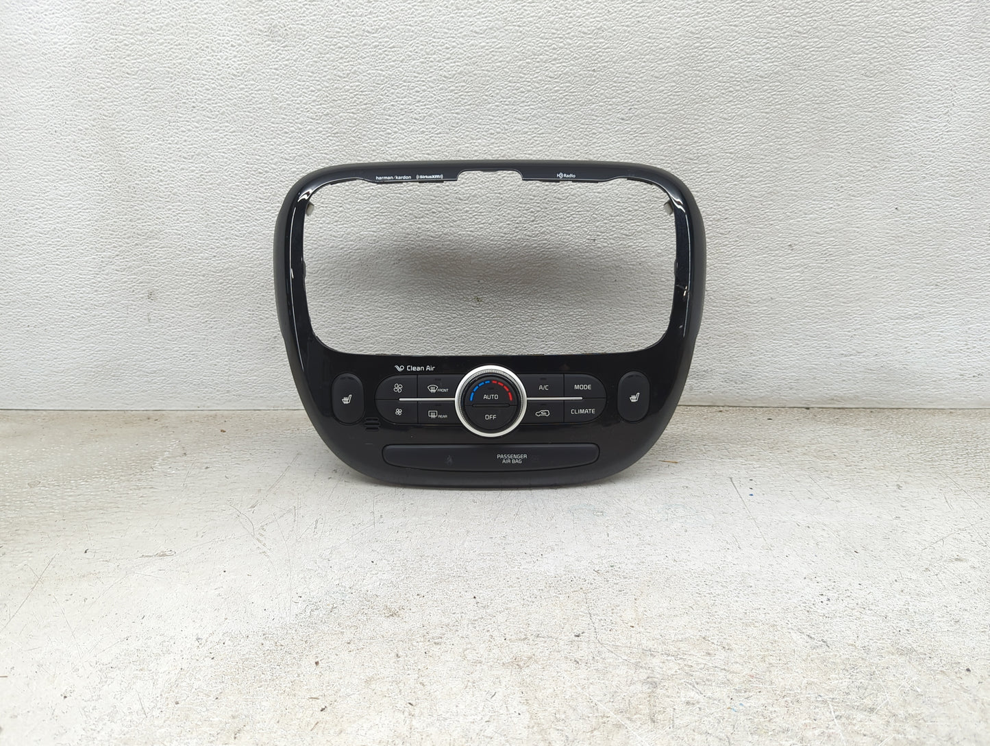 2017-2019 Kia Soul Climate Control Module Temperature AC/Heater Replacement P/N:97250-B2GR1CA Fits Fits 2017 2018 2019 OEM U