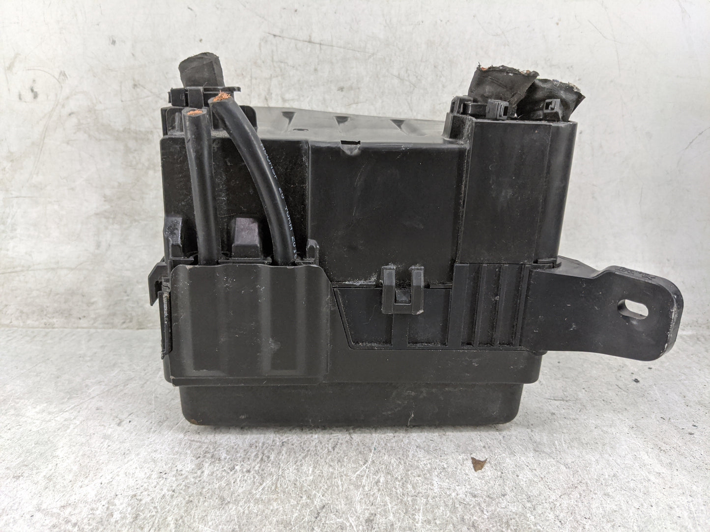2017-2019 Kia Soul Fusebox Fuse Box Panel Relay Module P/N:91950-B2350 Fits Fits 2017 2018 2019 OEM Used Auto Parts - Oemuse