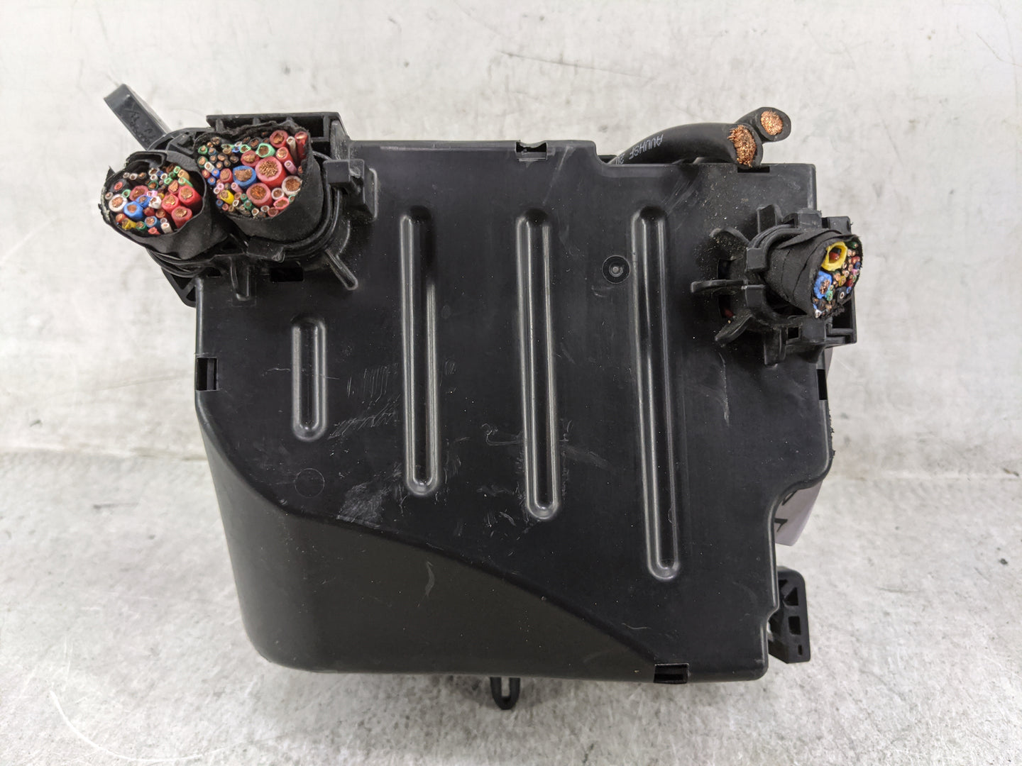 2017-2019 Kia Soul Fusebox Fuse Box Panel Relay Module P/N:91950-B2350 Fits Fits 2017 2018 2019 OEM Used Auto Parts - Oemuse