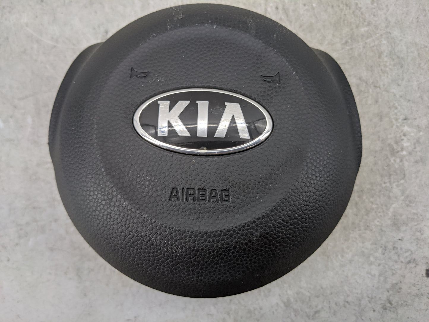 2014-2019 Kia Soul Air Bag Driver Left Steering Wheel Mounted 1477480 - Oemusedautoparts1.com
