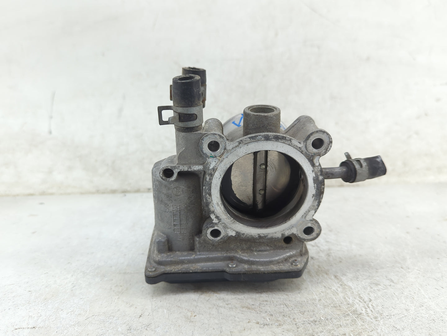 2012-2019 Kia Soul Throttle Body P/N:35100-2B300 530209U02 Fits Fits 2012 2013 2014 2015 2016 2017 2018 2019 OEM Used Auto P