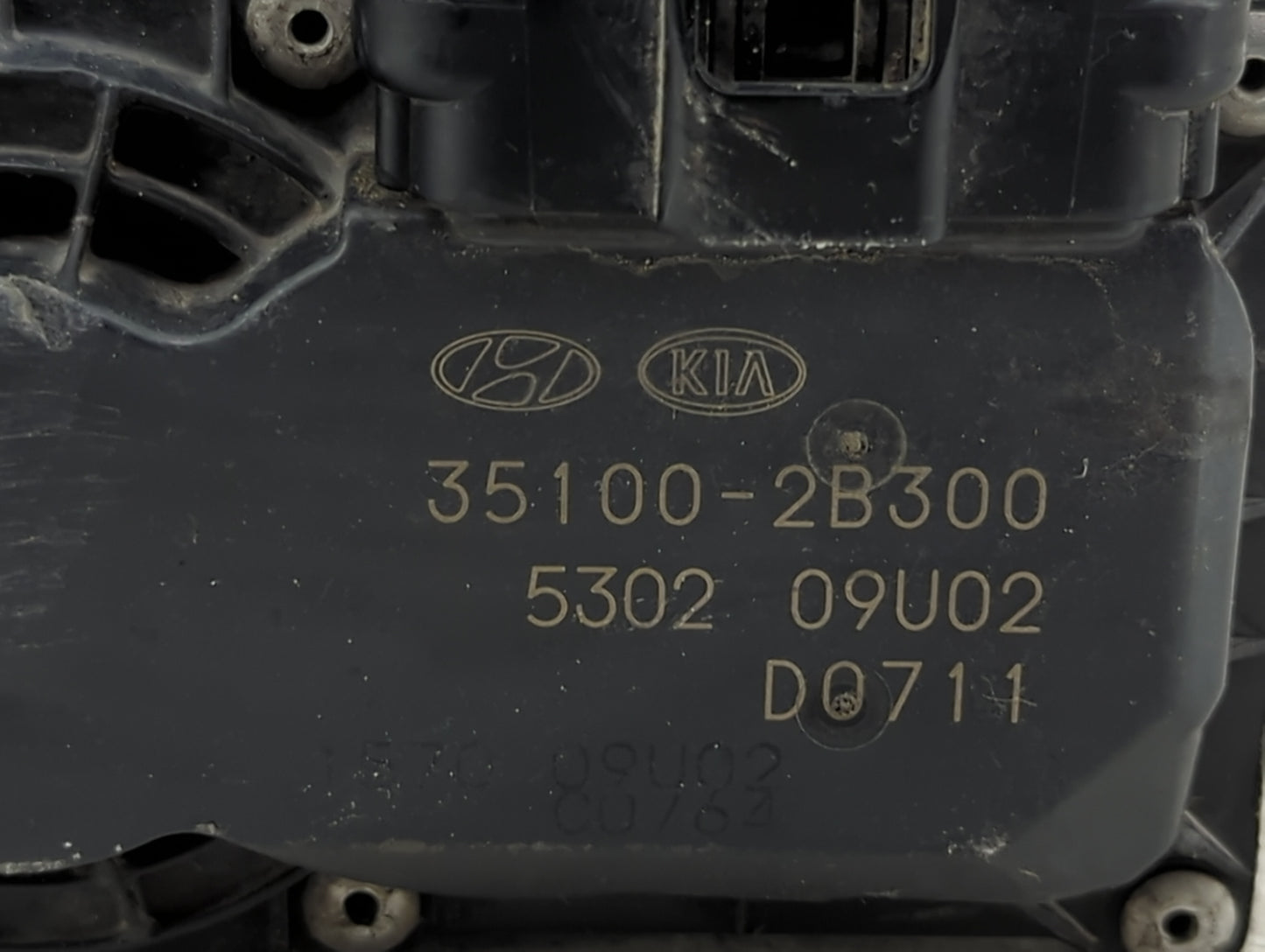 2012-2019 Kia Soul Throttle Body P/N:35100-2B300 530209U02 Fits Fits 2012 2013 2014 2015 2016 2017 2018 2019 OEM Used Auto P