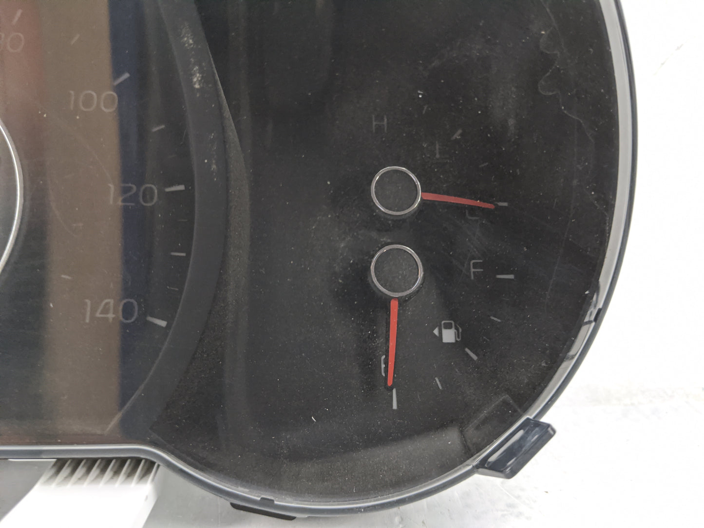2017-2019 Kia Soul Instrument Cluster Speedometer Gauges P/N:94006-B2720 Miles: Fits Fits 2017 2018 2019 OEM Used Auto Parts