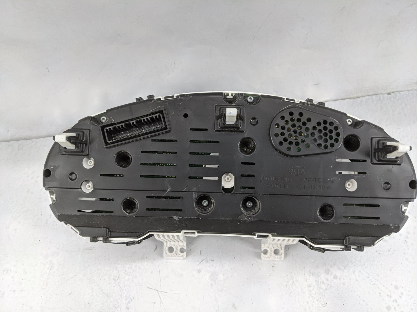 2017-2019 Kia Soul Instrument Cluster Speedometer Gauges P/N:94006-B2720 Miles: Fits Fits 2017 2018 2019 OEM Used Auto Parts