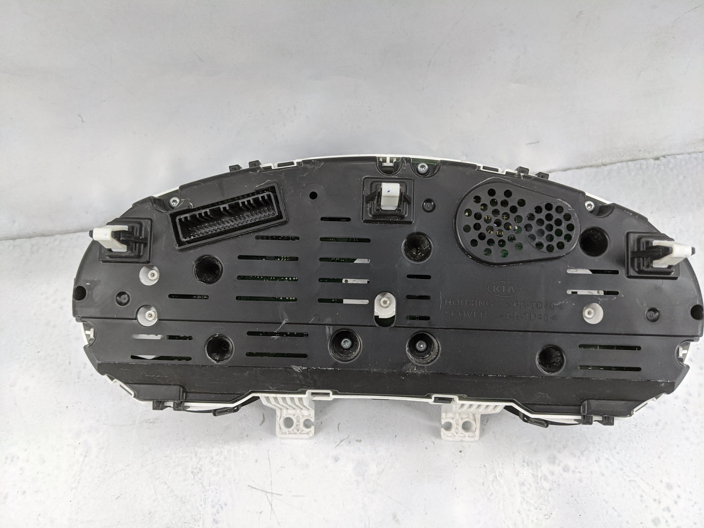 2017-2019 Kia Soul Instrument Cluster Speedometer Gauges P/N:94006-B2720 Miles: Fits Fits 2017 2018 2019 OEM Used Auto Parts