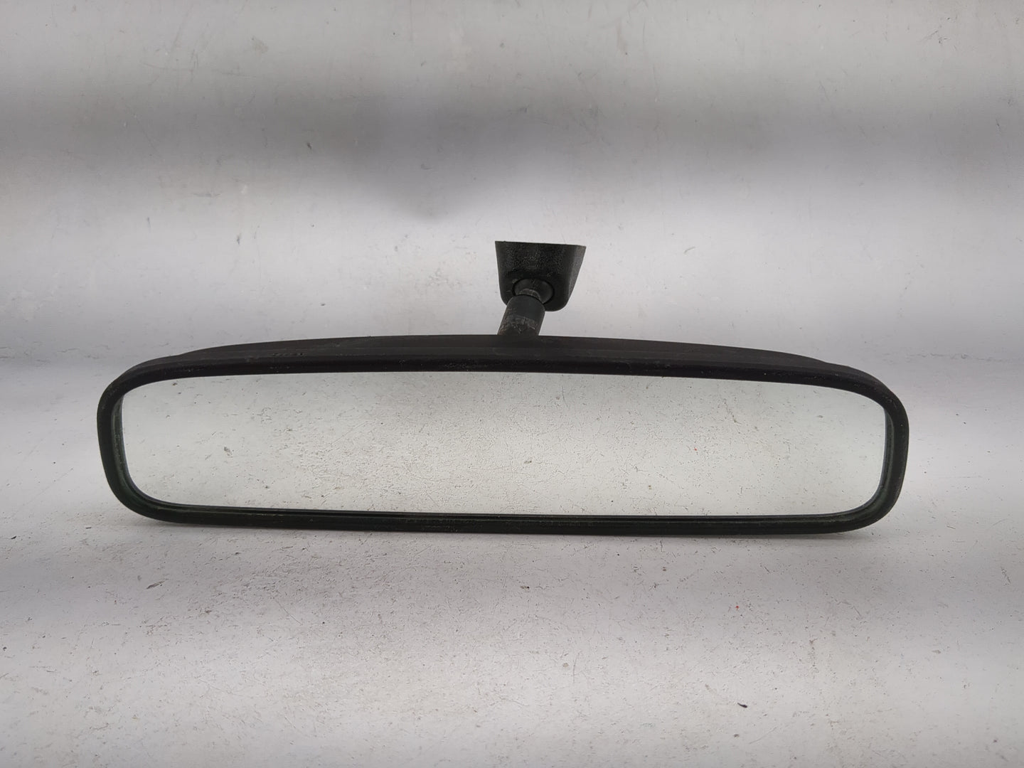 2010-2021 Kia Soul Interior Rear View Mirror Replacement OEM P/N:E4012143 Fits OEM Used Auto Parts - Oemusedautoparts1.com