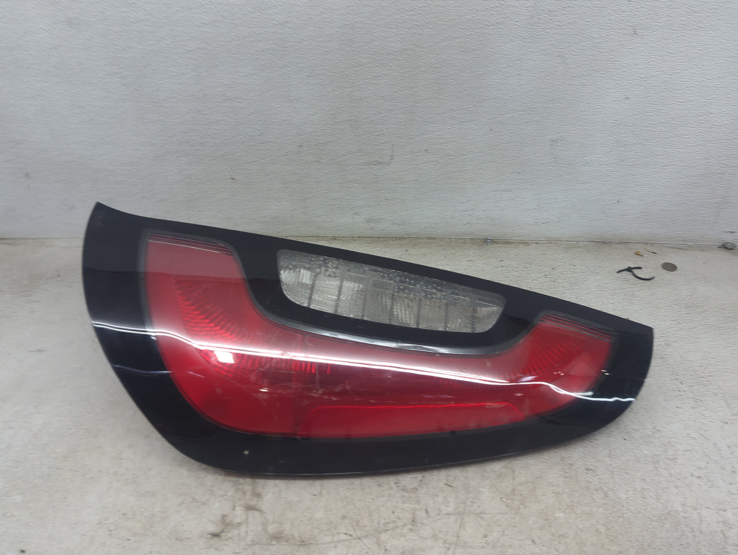 2014-2019 Kia Soul Tail Light Assembly Passenger Right OEM Fits Fits 2014 2015 2016 2017 2018 2019 OEM Used Auto Parts - Oem