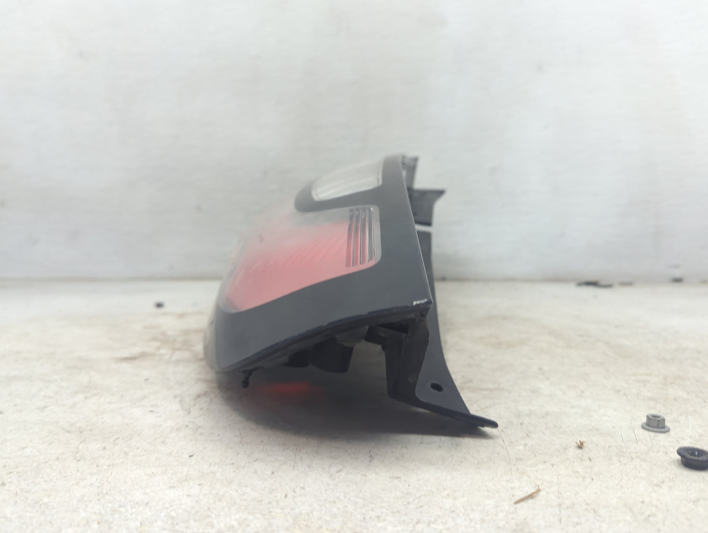 2014-2019 Kia Soul Tail Light Assembly Passenger Right OEM Fits Fits 2014 2015 2016 2017 2018 2019 OEM Used Auto Parts - Oem
