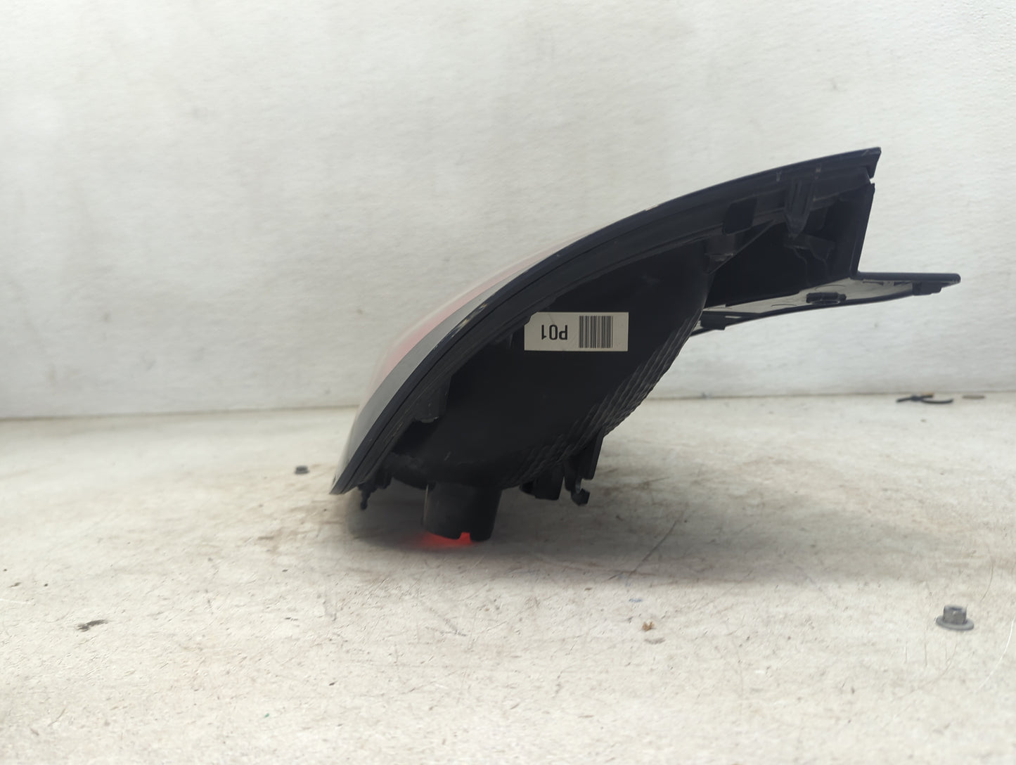 2014-2019 Kia Soul Driver Left Side Deck Lid Mounted Tail Light - Oemusedautoparts1.com