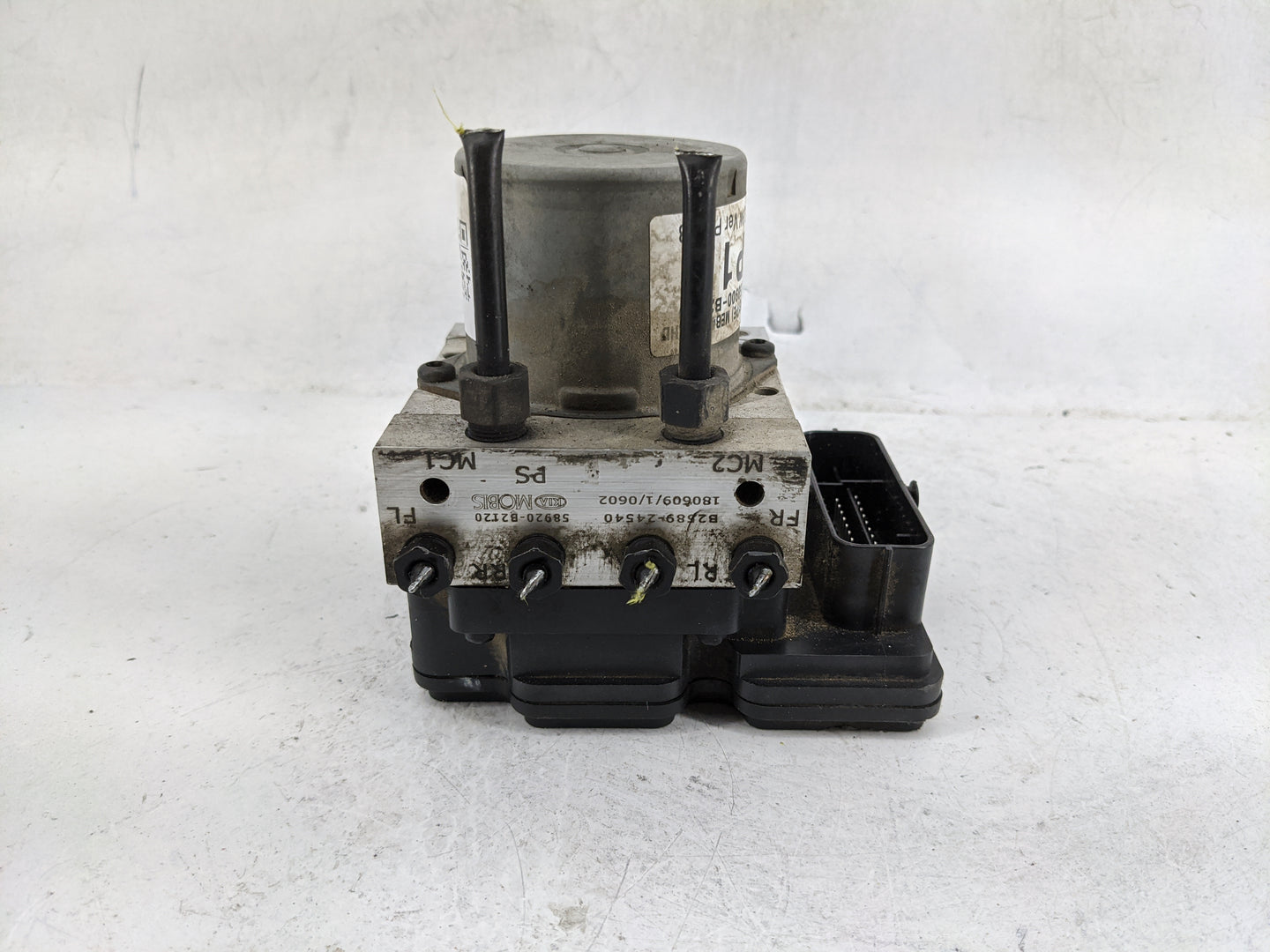 2017-2019 Kia Soul ABS Pump Control Module Replacement P/N:58920-B2120 B2589-24540, 180609/1/0602 Fits Fits 2017 2018 2019 O