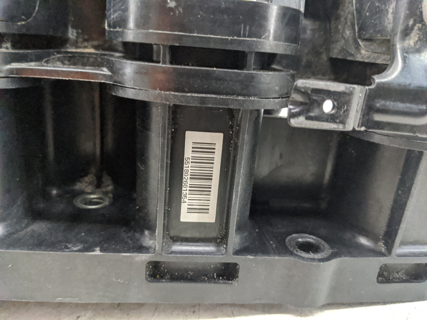 2019 Kia Soul Air Intake Manifold P/N:551802601354 Fits OEM Used Auto Parts - Oemusedautoparts1.com
