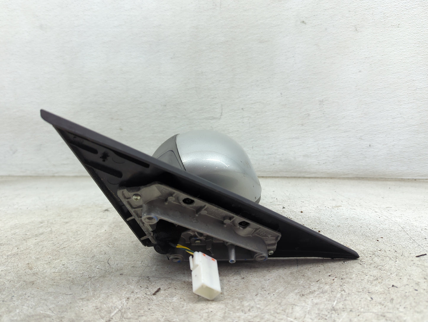 2014-2019 Kia Soul Passenger Side View Mirror - Right Door Mirror OEM Used - Oemusedautoparts1.com