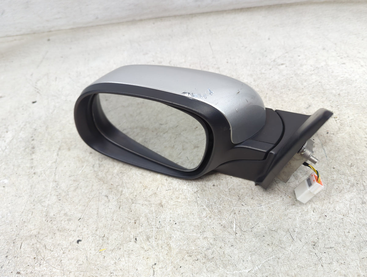 2014-2019 Kia Soul Driver Side View Mirror - Left Door Mirror OEM Used - Oemusedautoparts1.com