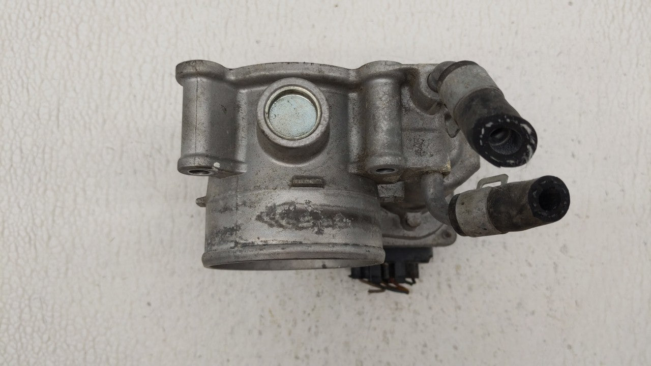 2014-2019 Kia Soul Throttle Body P/N:35100-2E000 Fits Fits 2011 2012 2013 2014 2015 2016 2017 2018 2019 OEM Used Auto Parts 