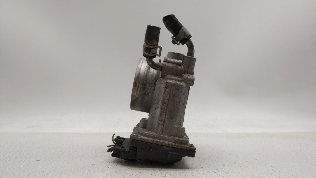 2014-2019 Kia Soul Throttle Body P/N:35100-2E000 Fits Fits 2011 2012 2013 2014 2015 2016 2017 2018 2019 OEM Used Auto Parts 