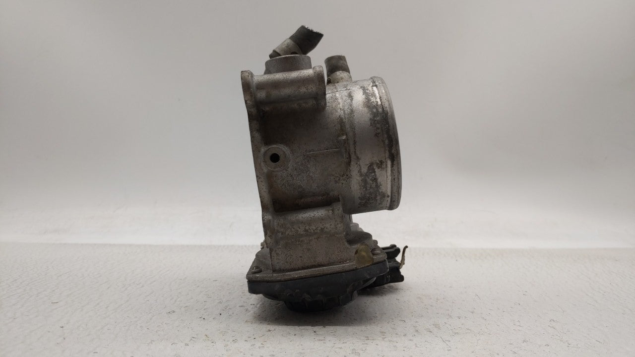 2014-2019 Kia Soul Throttle Body P/N:35100-2E000 Fits Fits 2011 2012 2013 2014 2015 2016 2017 2018 2019 OEM Used Auto Parts 
