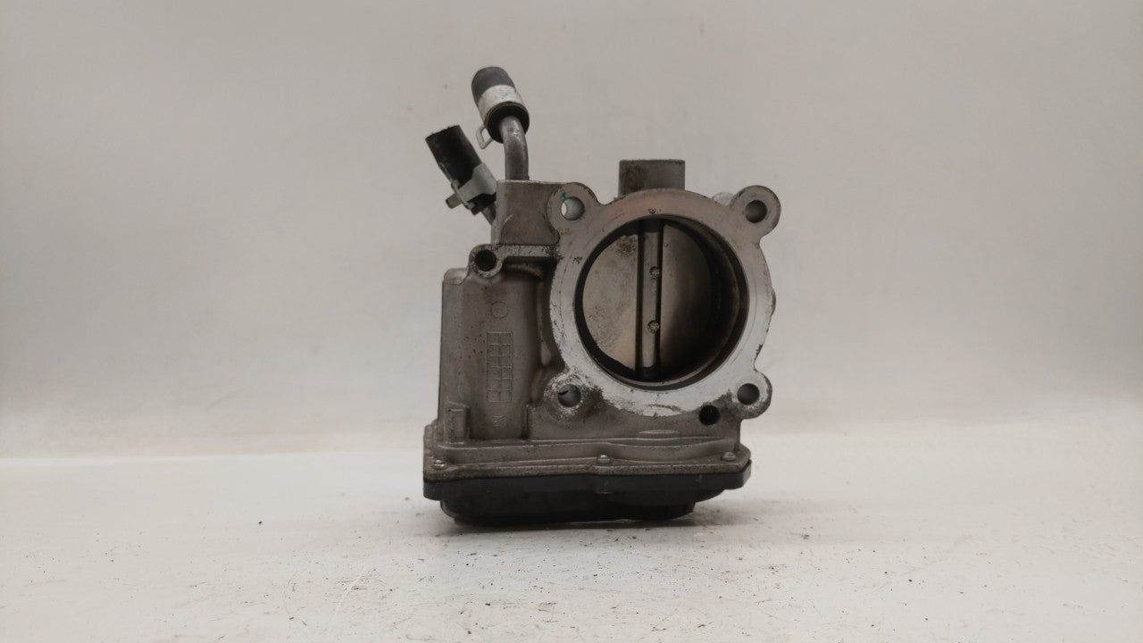 2014-2019 Kia Soul Throttle Body P/N:35100-2E000 Fits Fits 2011 2012 2013 2014 2015 2016 2017 2018 2019 OEM Used Auto Parts 