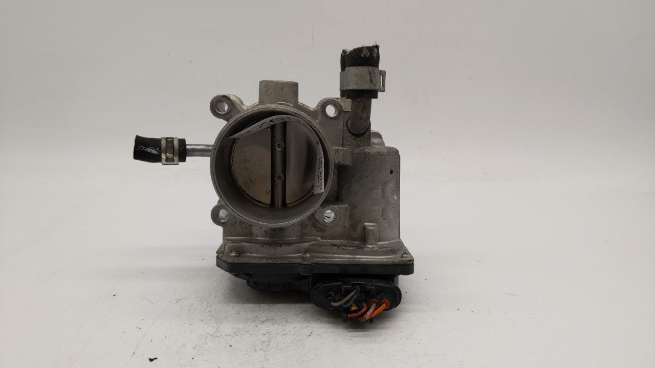 2012-2019 Kia Soul Throttle Body P/N:5302-1S02 35100-2B300 Fits Fits 2012 2013 2014 2015 2016 2017 2018 2019 OEM Used Auto P