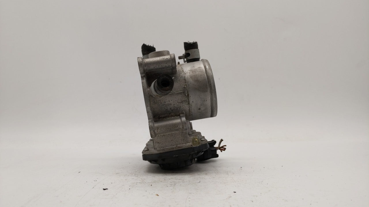 2012-2019 Kia Soul Throttle Body P/N:5302-1S02 35100-2B300 Fits Fits 2012 2013 2014 2015 2016 2017 2018 2019 OEM Used Auto P