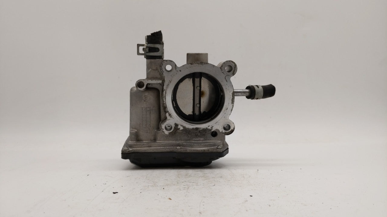 2012-2019 Kia Soul Throttle Body P/N:5302-1S02 35100-2B300 Fits Fits 2012 2013 2014 2015 2016 2017 2018 2019 OEM Used Auto P