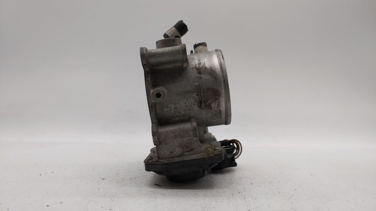 2014-2019 Kia Soul Throttle Body P/N:35100-2E000 Fits Fits 2011 2012 2013 2014 2015 2016 2017 2018 2019 OEM Used Auto Parts 