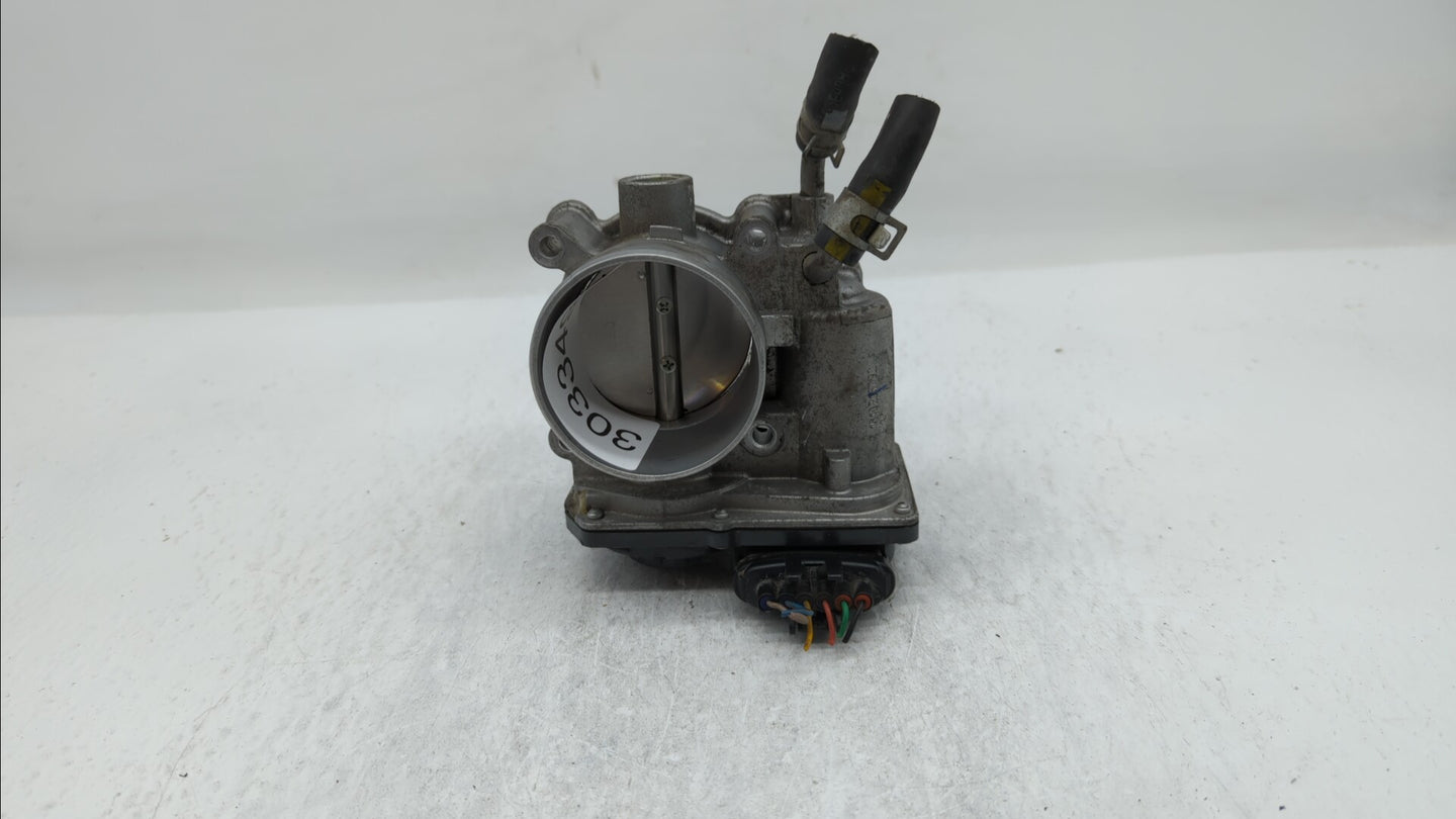 2014-2019 Kia Soul Throttle Body P/N:35100-2E710 35100-2E000 Fits Fits 2011 2012 2013 2014 2015 2016 2017 2018 2019 OEM Used