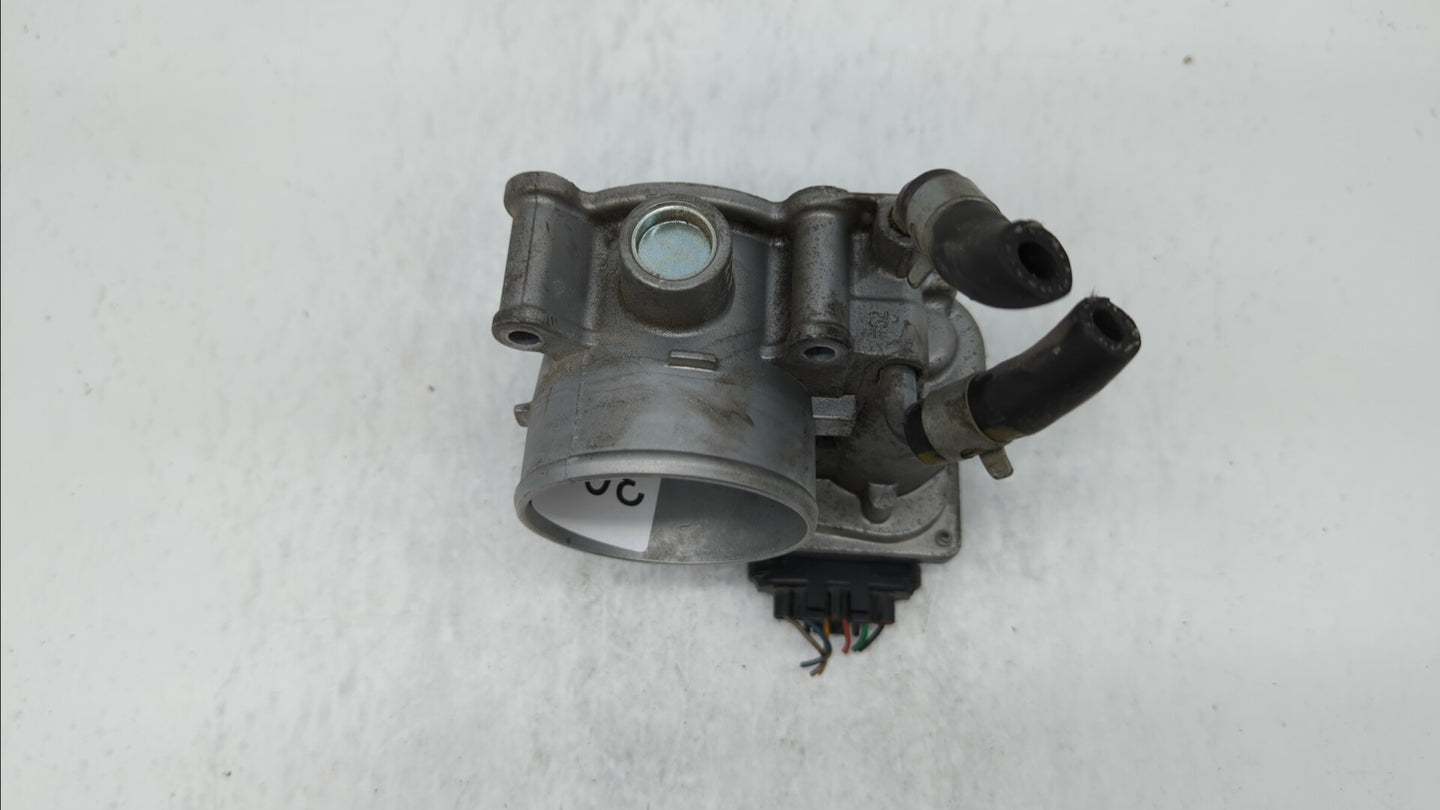 2014-2019 Kia Soul Throttle Body P/N:35100-2E710 35100-2E000 Fits Fits 2011 2012 2013 2014 2015 2016 2017 2018 2019 OEM Used