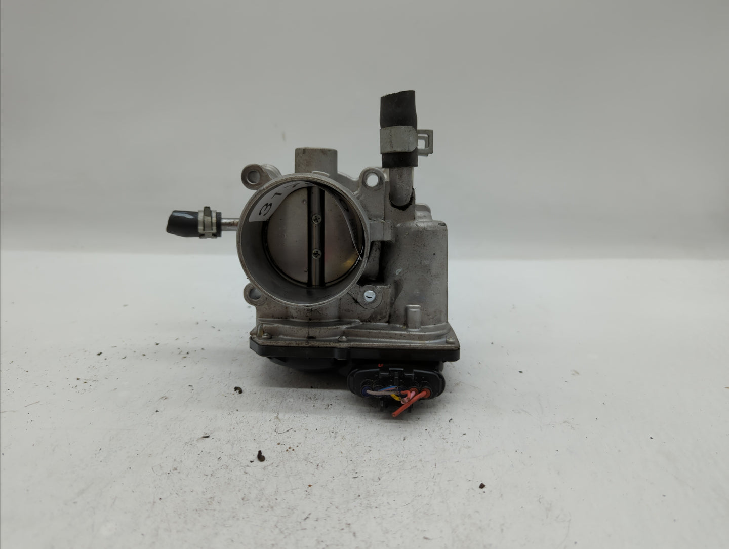 2012-2019 Kia Soul Throttle Body P/N:35100-2B310 5302-1S02, 35100-2B300 Fits Fits 2012 2013 2014 2015 2016 2017 2018 2019 OE