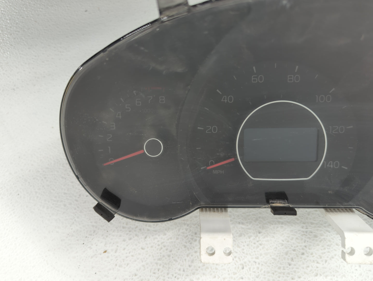 2017-2019 Kia Soul Instrument Cluster Speedometer Gauges P/N:94006-82720 94008-82720 Fits Fits 2017 2018 2019 OEM Used Auto 