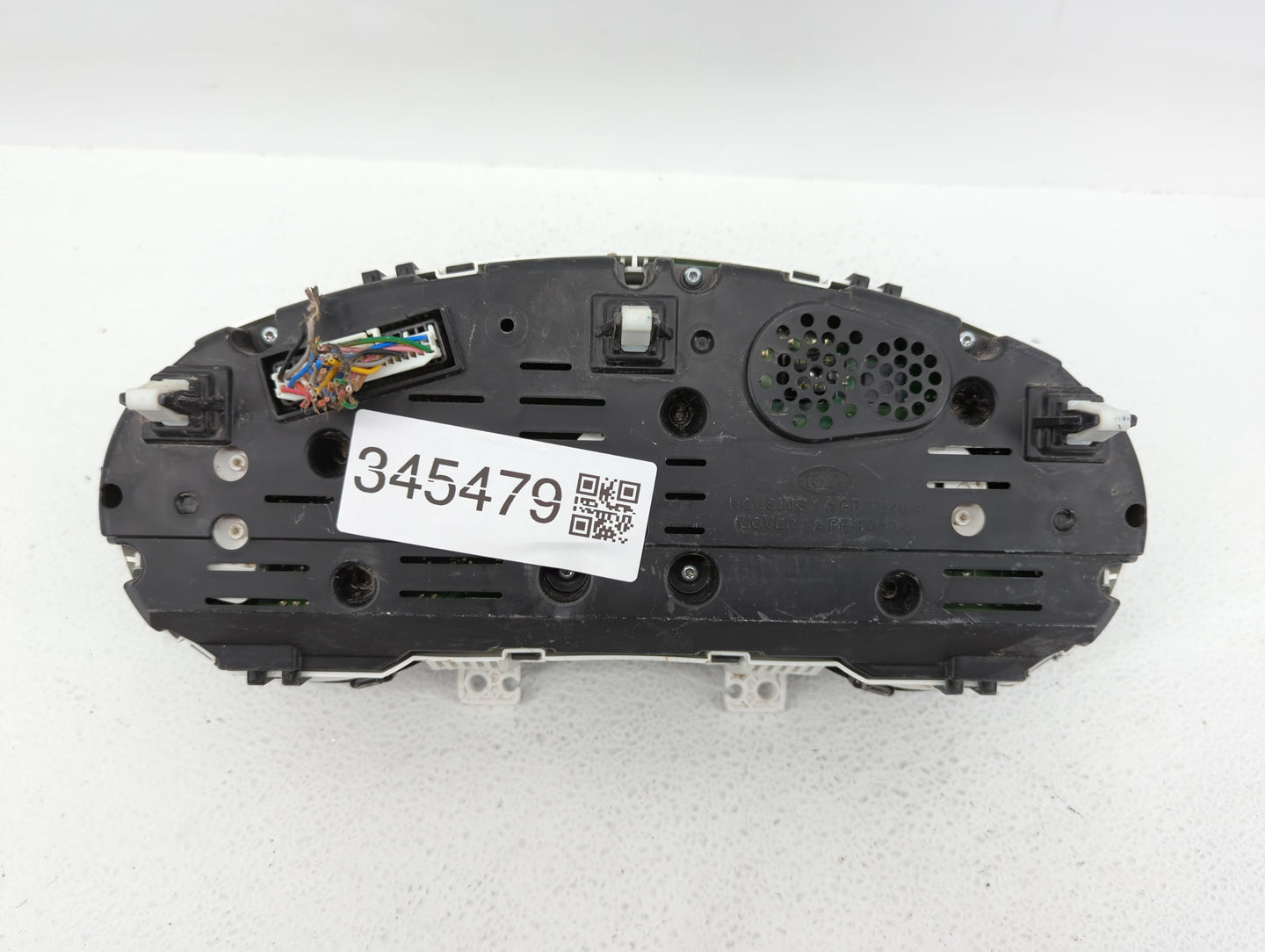 2017-2019 Kia Soul Instrument Cluster Speedometer Gauges P/N:94006-82720 94008-82720 Fits Fits 2017 2018 2019 OEM Used Auto 