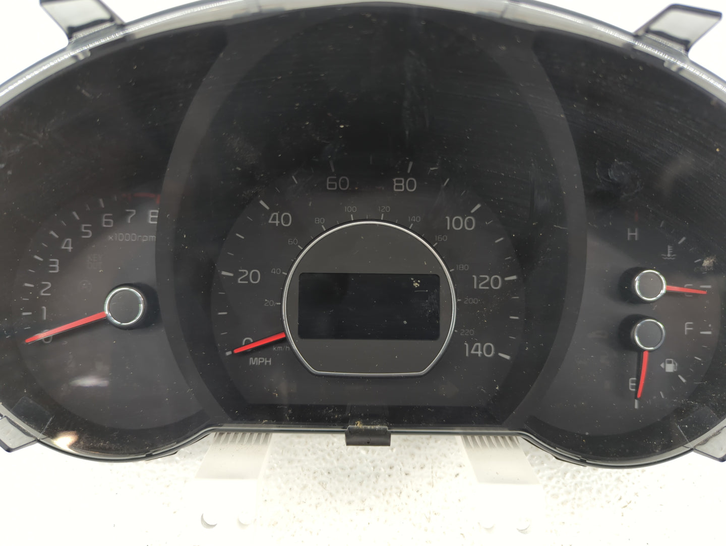 2017-2019 Kia Soul Instrument Cluster Speedometer Gauges P/N:94006-92720 94006-B2720 Fits Fits 2017 2018 2019 OEM Used Auto 