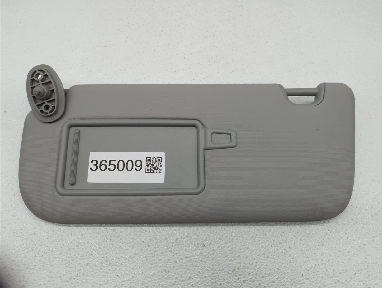2014-2019 Kia Soul Sun Visor Shade Replacement Driver Left Mirror Fits Fits 2014 2015 2016 2017 2018 2019 OEM Used Auto Part
