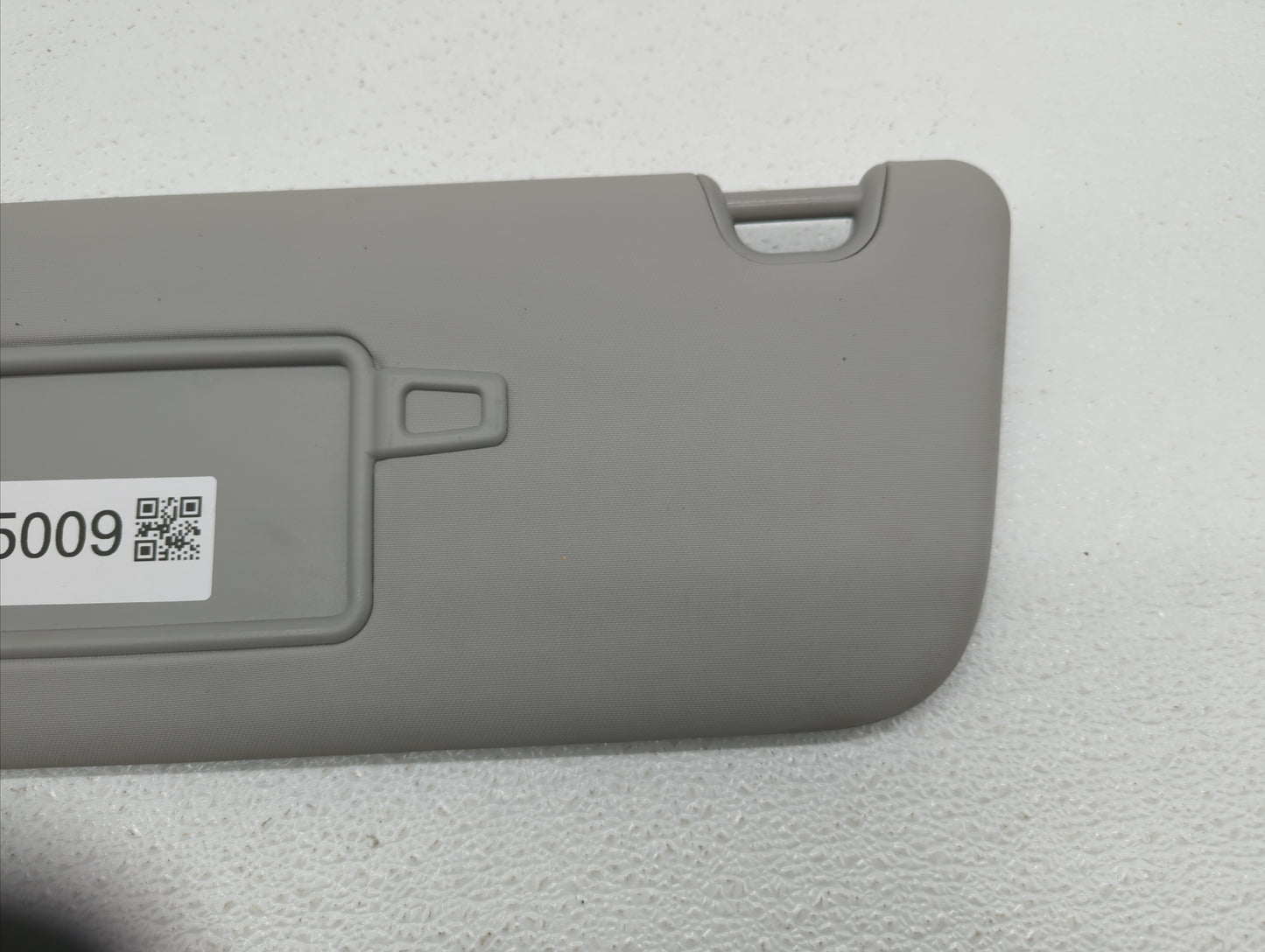 2014-2019 Kia Soul Sun Visor Shade Replacement Driver Left Mirror Fits Fits 2014 2015 2016 2017 2018 2019 OEM Used Auto Part